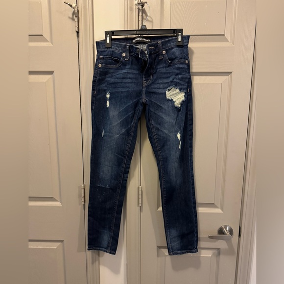 Express Fashion Distressed Boyfriend Jeans - Picture 5 of 6
